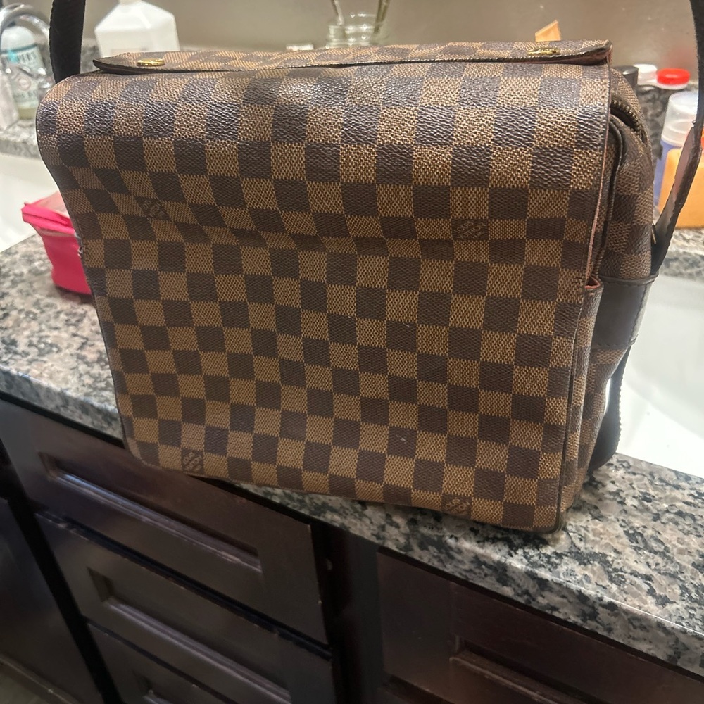 Louis Vuitton Naviglio